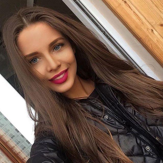 Полина